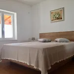 Apartment Neve *