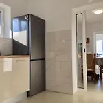 Apartment Neve Kali