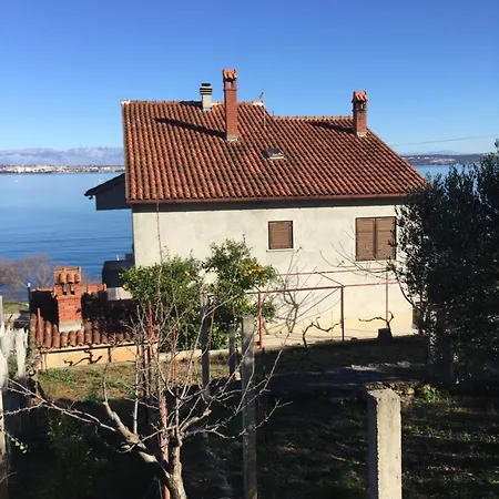 Apartment Neve Kali