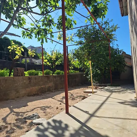 Neve Apartman Kali
