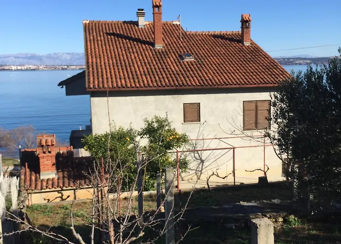 Apartament Neve Kali